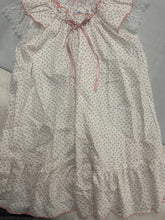 Load image into Gallery viewer, Floral nightgown