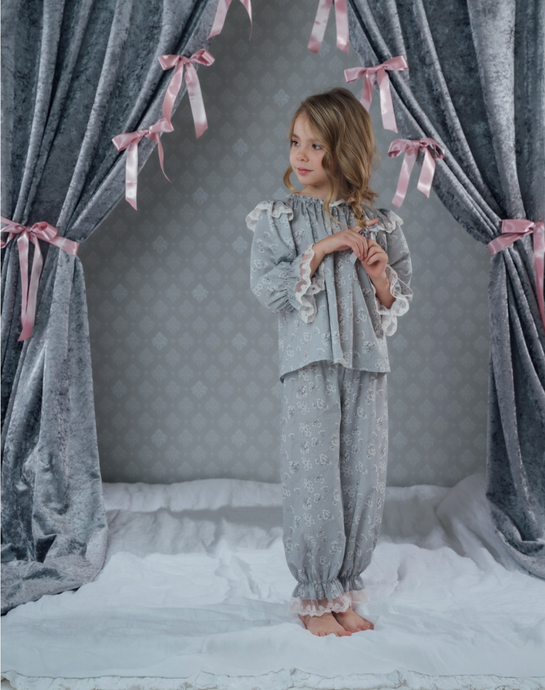 Daniella Set